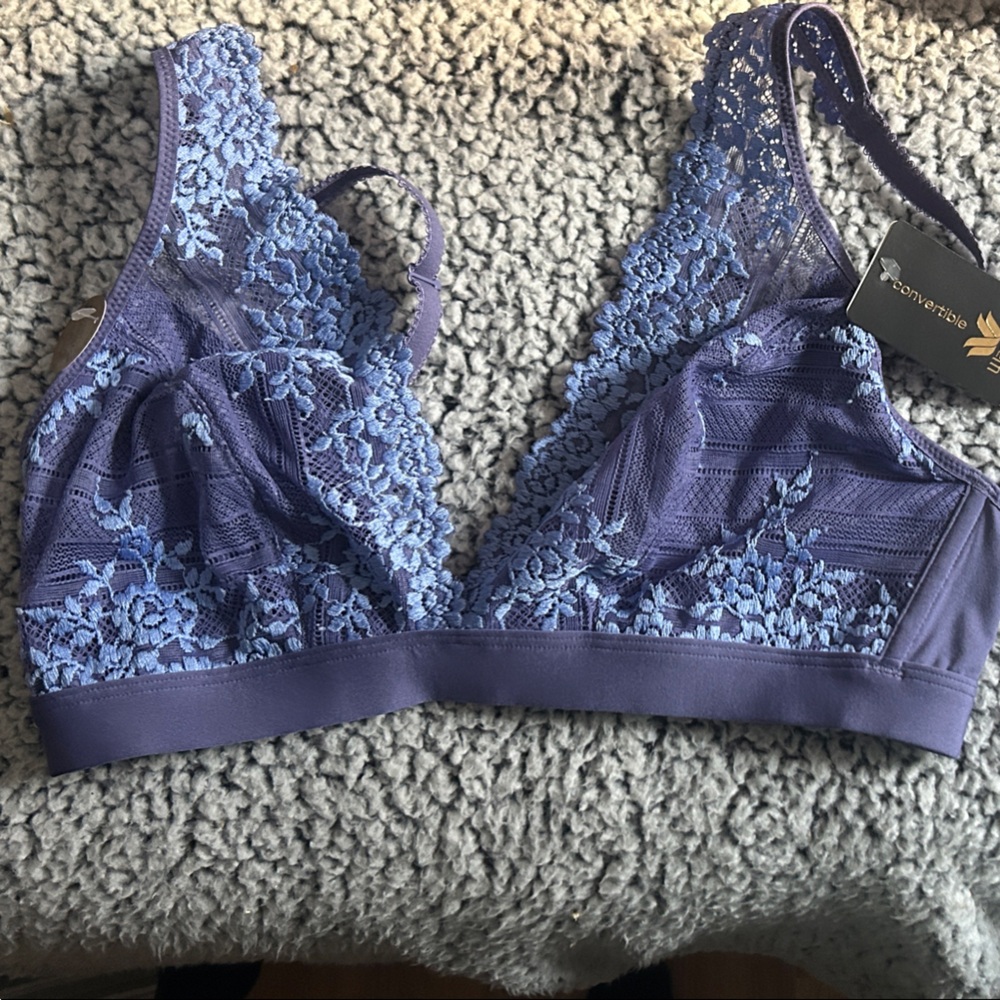 Wacoal Lace Bralette in Periwinkle Blue